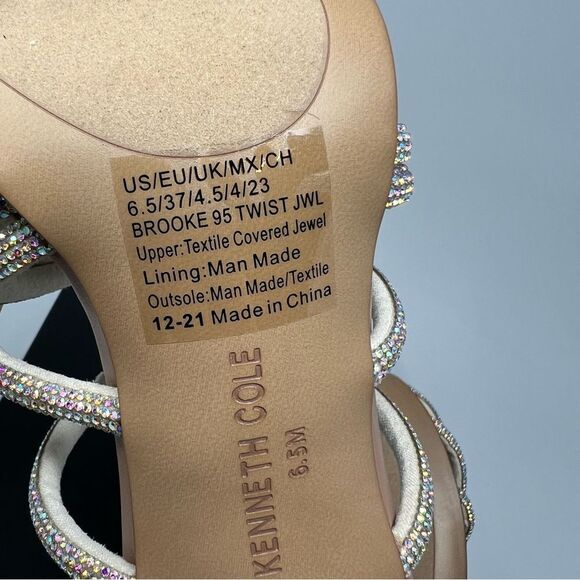 Kenneth Cole Brooke 95 Sandal - Picture 8 of 10